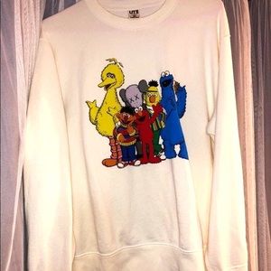 Kaws x uniqlo Sesame Street pullover